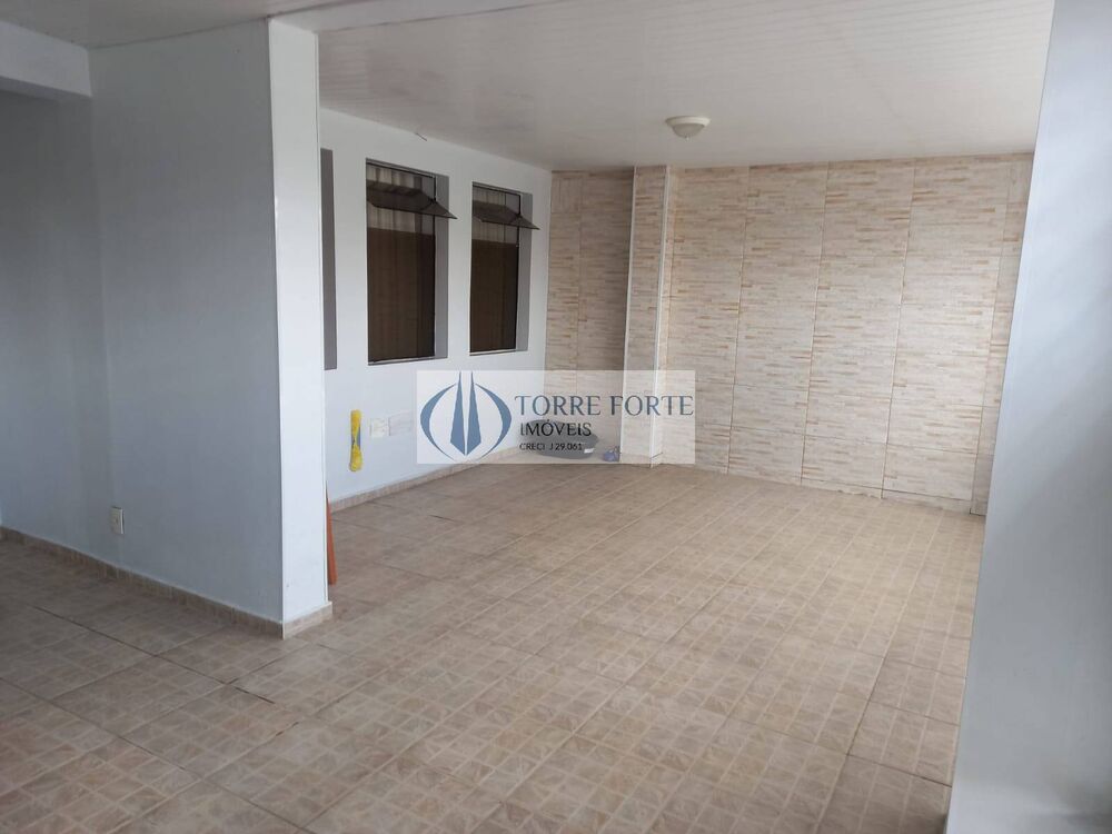 Sobrado, 4 quartos, 240 m² - Foto 2