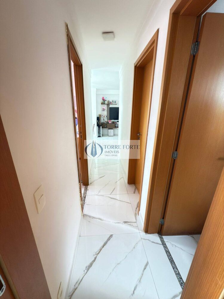 Apartamento à venda com 3 quartos, 70m² - Foto 12
