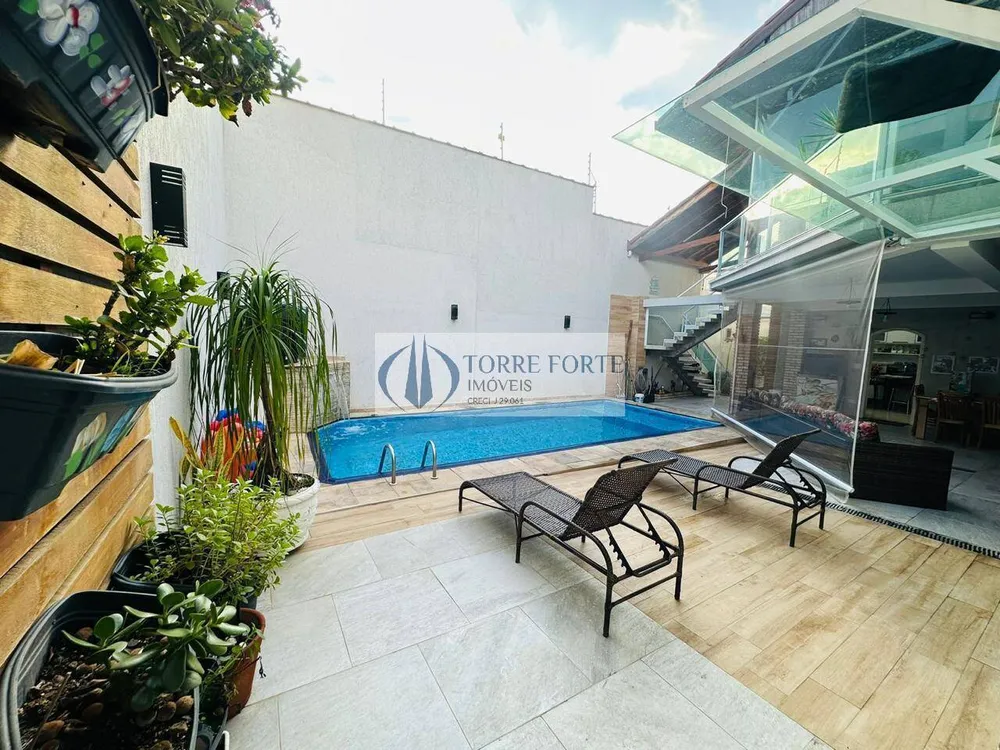 Sobrado, 3 quartos, 226 m² - Foto 8