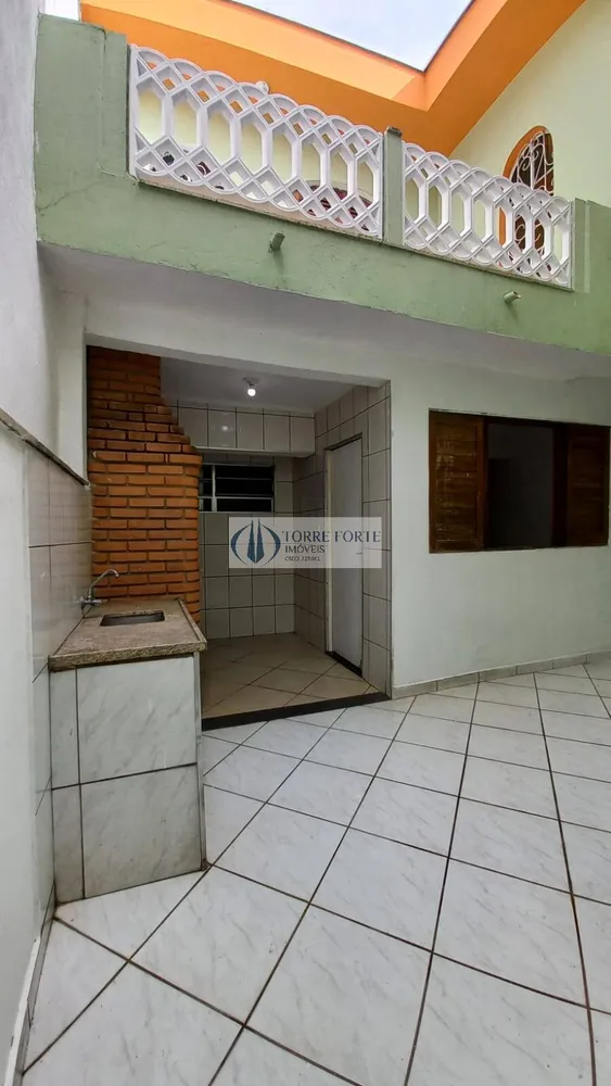 Casa, 5 quartos, 228 m² - Foto 1