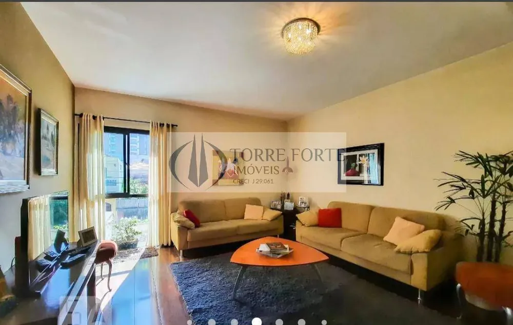 Casa, 4 quartos, 313 m² - Foto 1