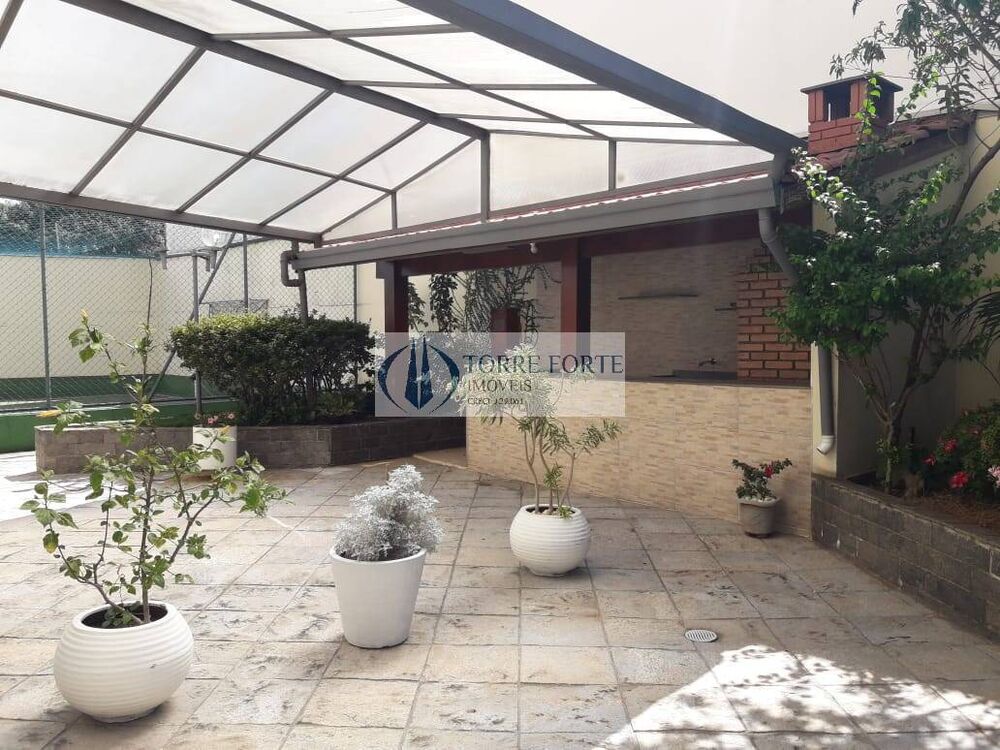 Apartamento à venda com 3 quartos, 136m² - Foto 4