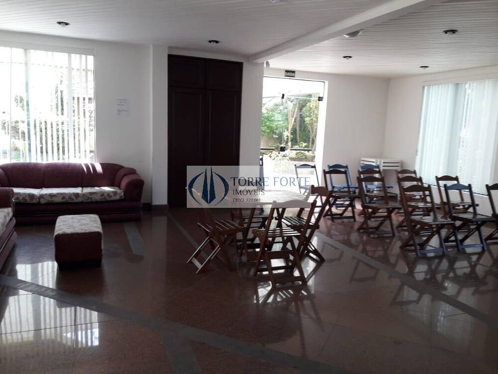 Apartamento à venda com 3 quartos, 136m² - Foto 3