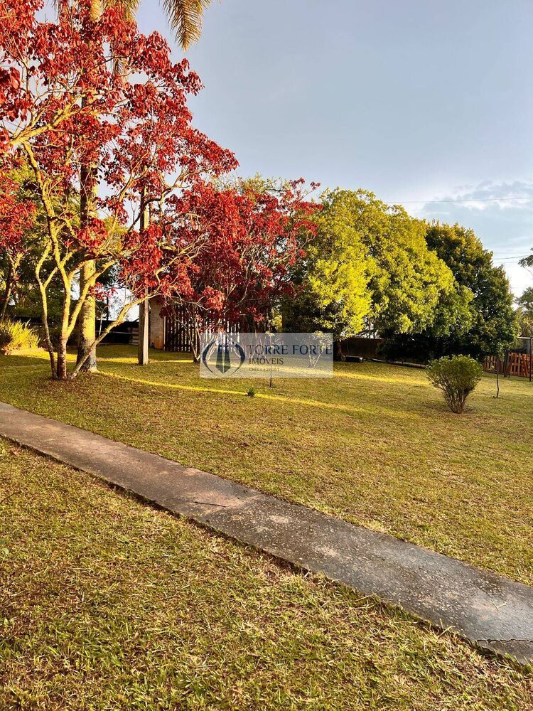 Chácara à venda com 4 quartos, 3500m² - Foto 1