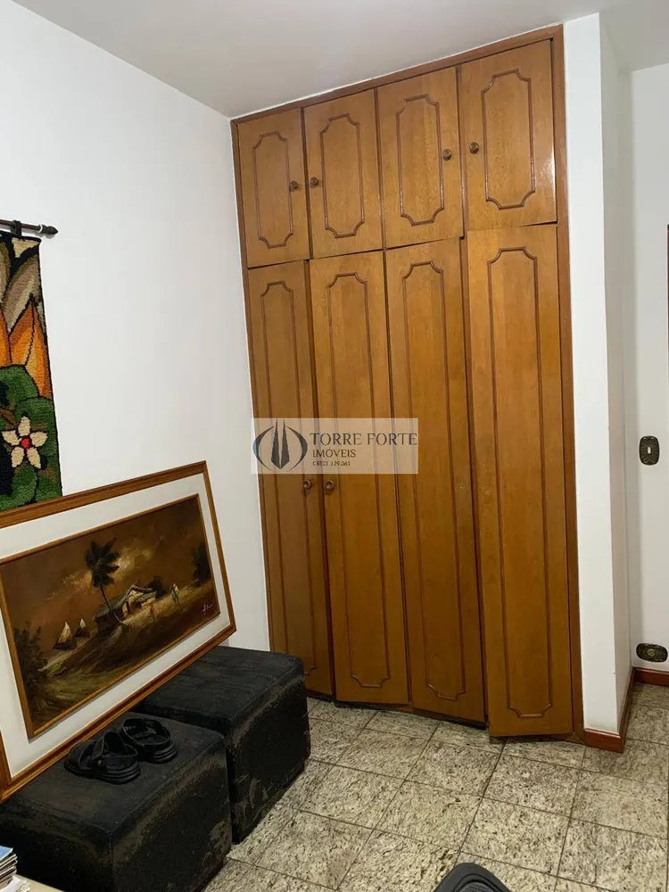 Casa, 3 quartos, 247 m² - Foto 13