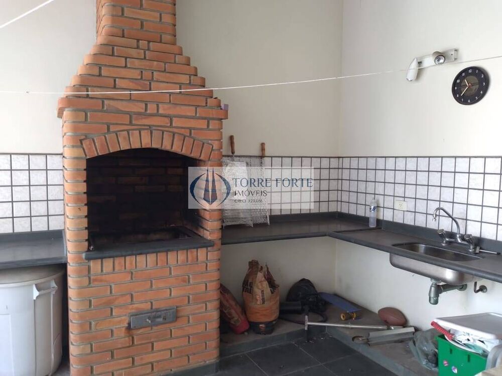 Casa, 3 quartos, 226 m² - Foto 2
