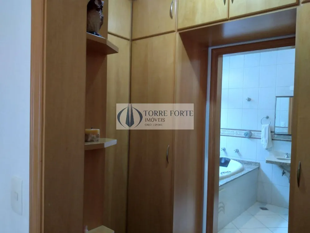 Casa, 3 quartos, 226 m² - Foto 6