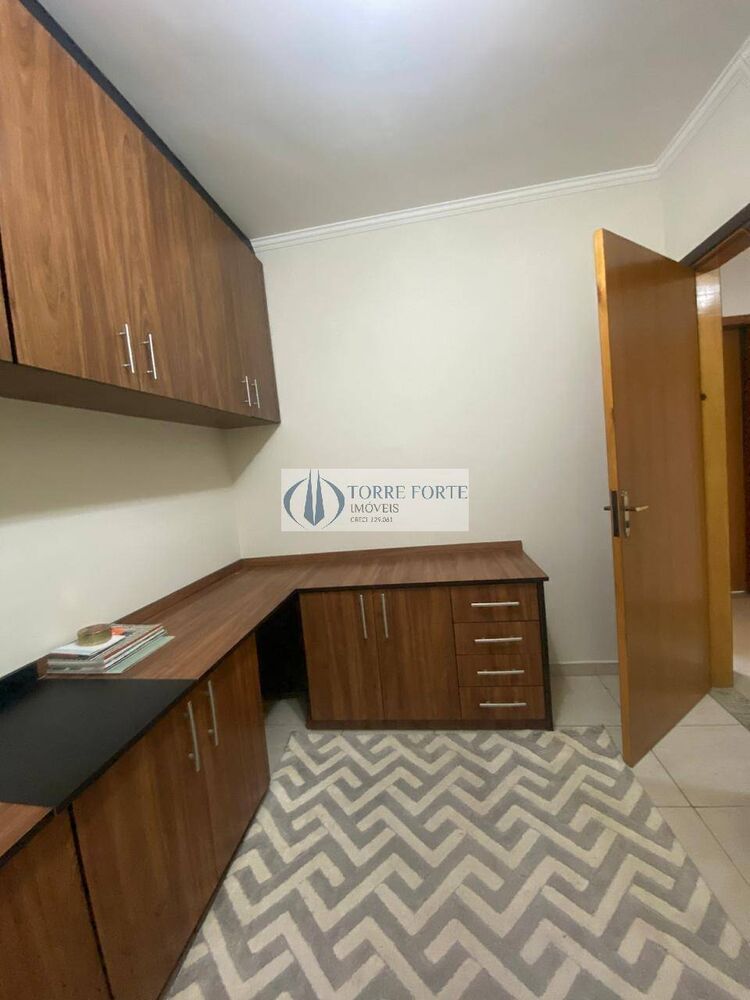 Casa, 3 quartos, 193 m² - Foto 2