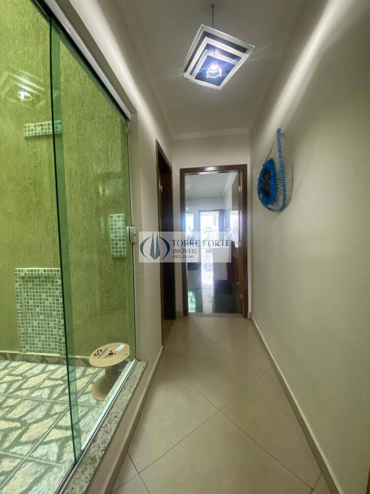 Casa, 3 quartos, 193 m² - Foto 4