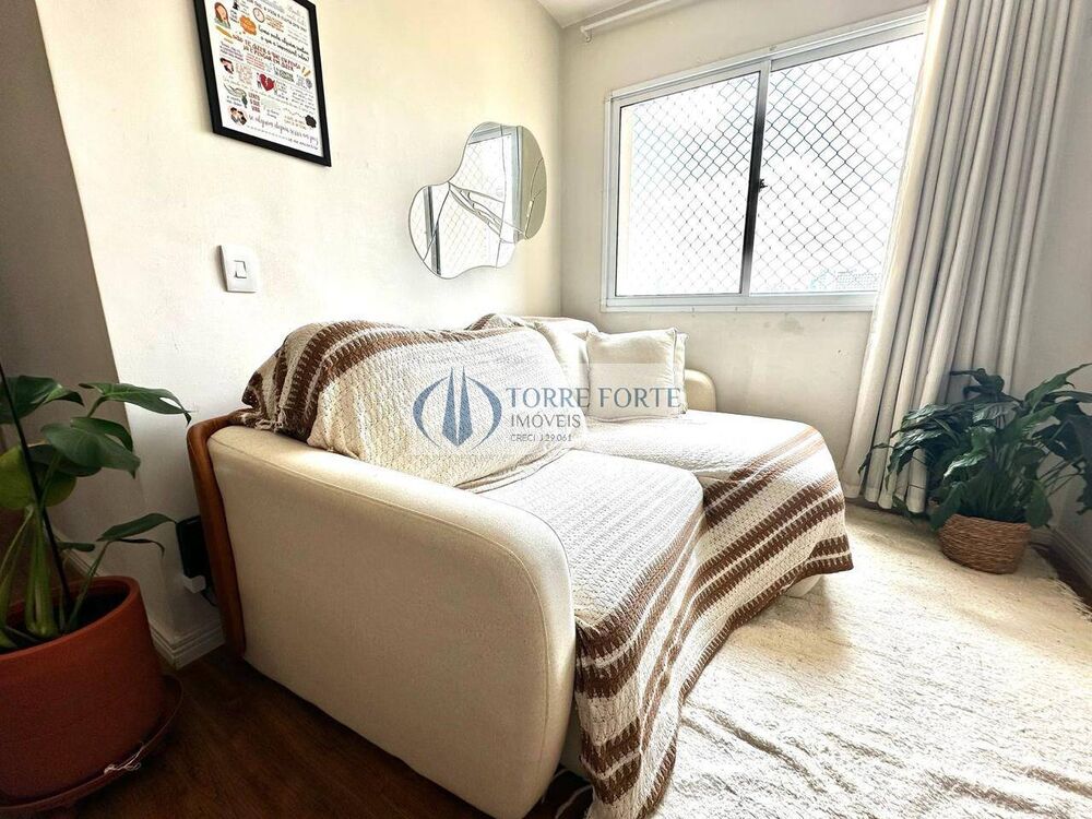 Apartamento à venda com 2 quartos, 44m² - Foto 4
