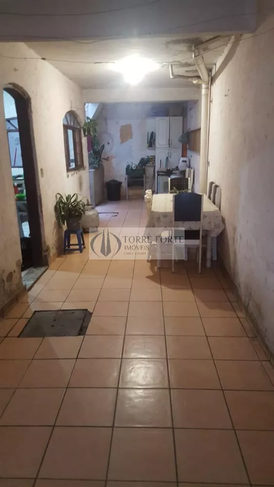 Sobrado à venda com 4 quartos, 300m² - Foto 3