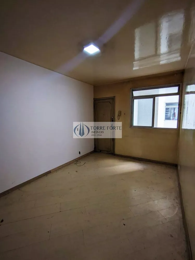 Apartamento à venda com 2 quartos, 66m² - Foto 1