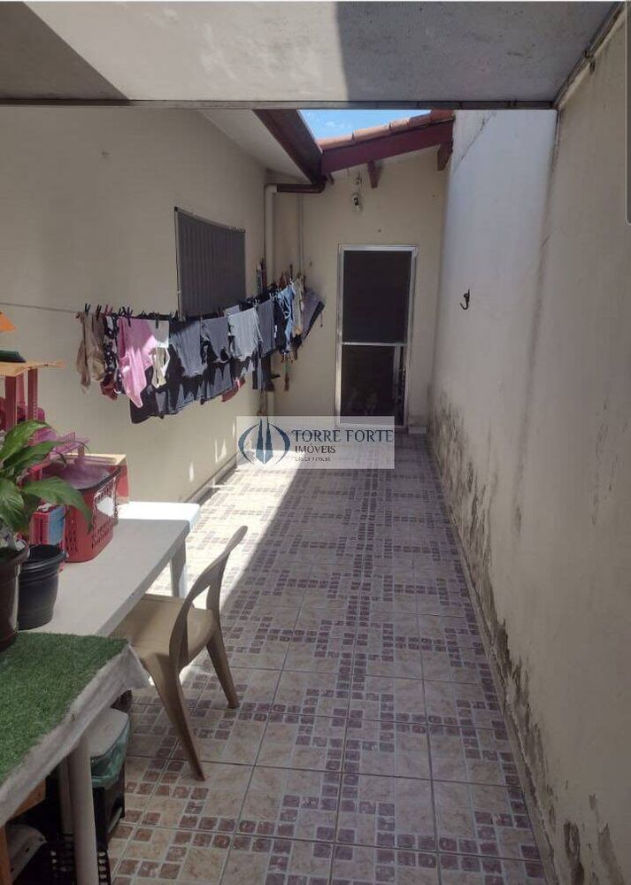 Casa, 3 quartos, 104 m² - Foto 2