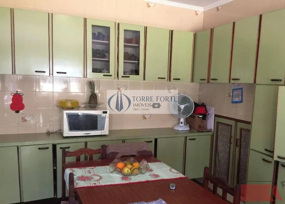 Casa, 3 quartos, 210 m² - Foto 3