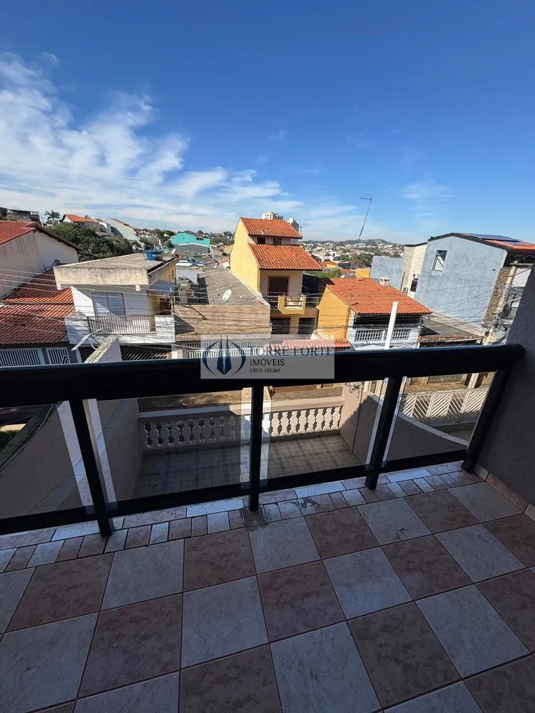 Casa, 3 quartos, 192 m² - Foto 1