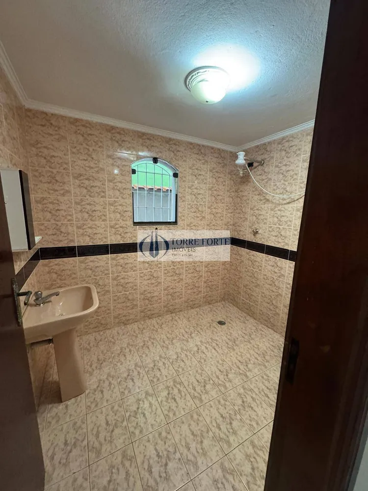 Casa, 3 quartos, 192 m² - Foto 2