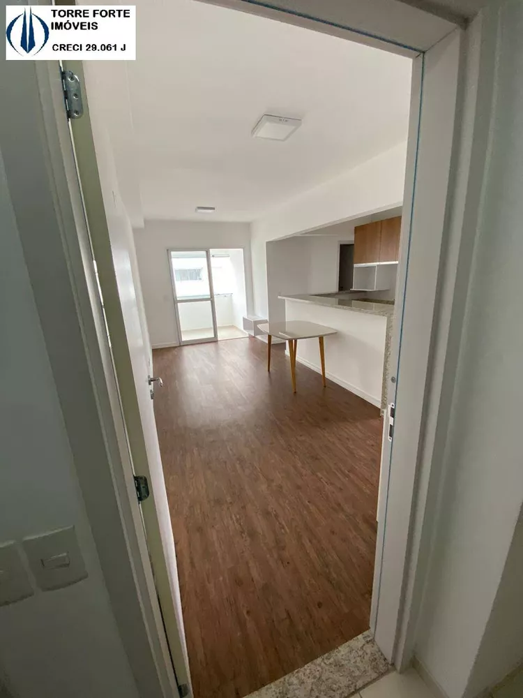 Apartamento à venda com 2 quartos, 56m² - Foto 1