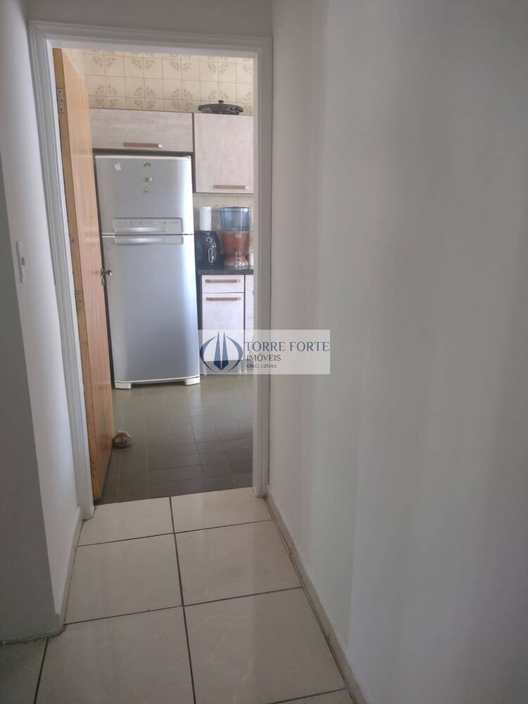 Apartamento à venda com 2 quartos, 63m² - Foto 8