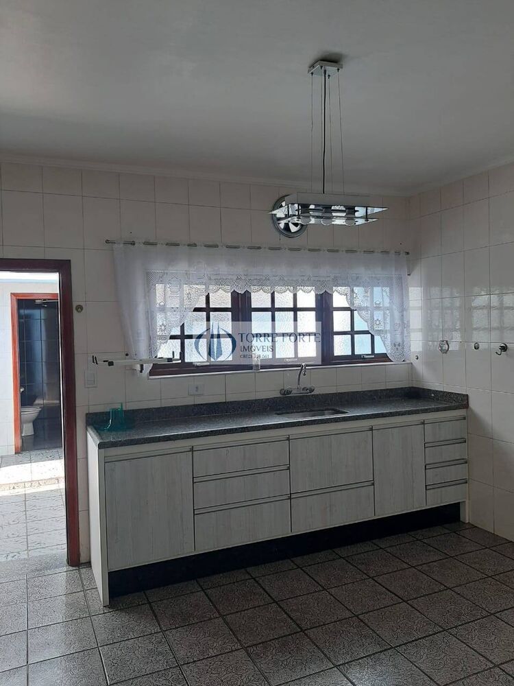 Casa, 5 quartos, 250 m² - Foto 3
