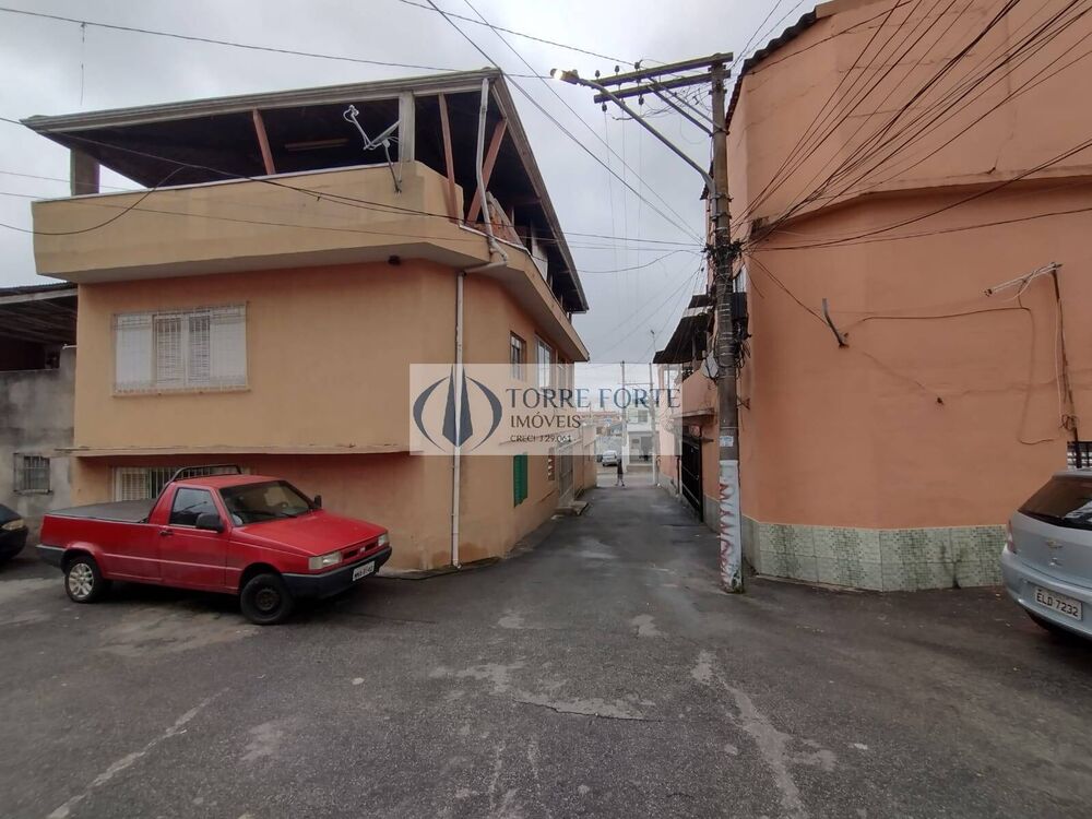 Casa, 4 quartos, 230 m² - Foto 1