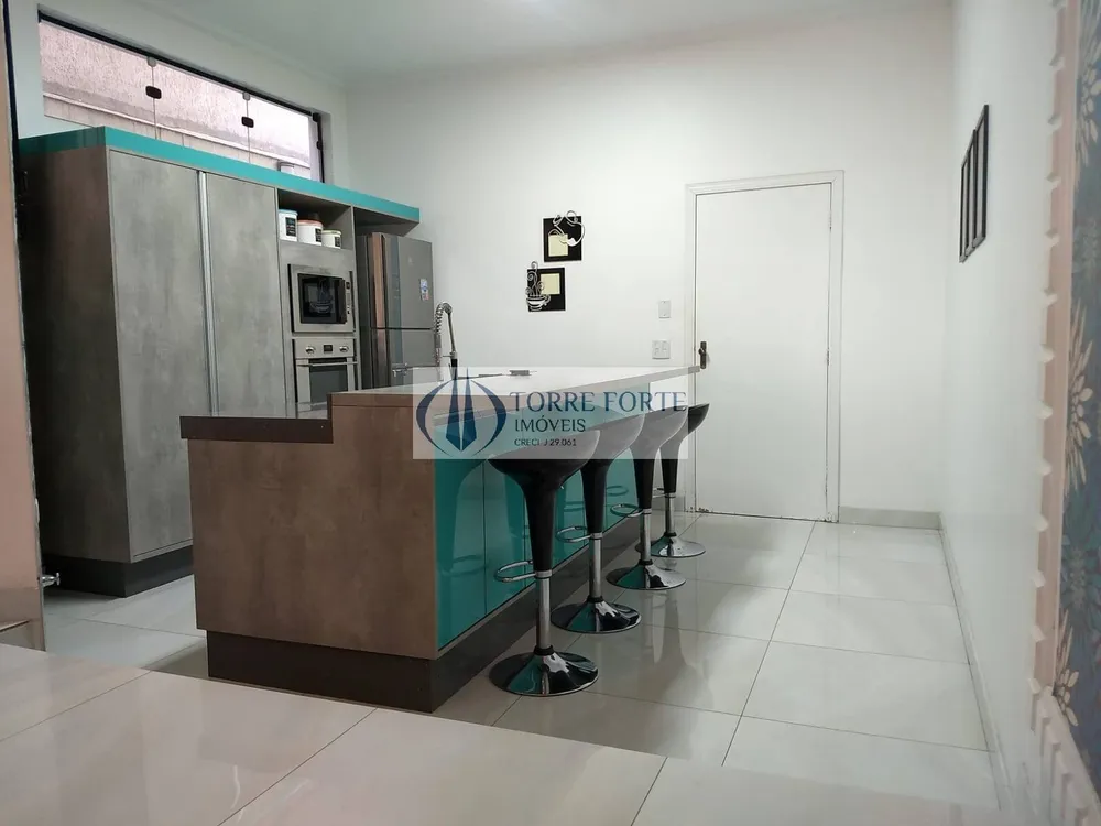 Casa, 3 quartos, 250 m² - Foto 3