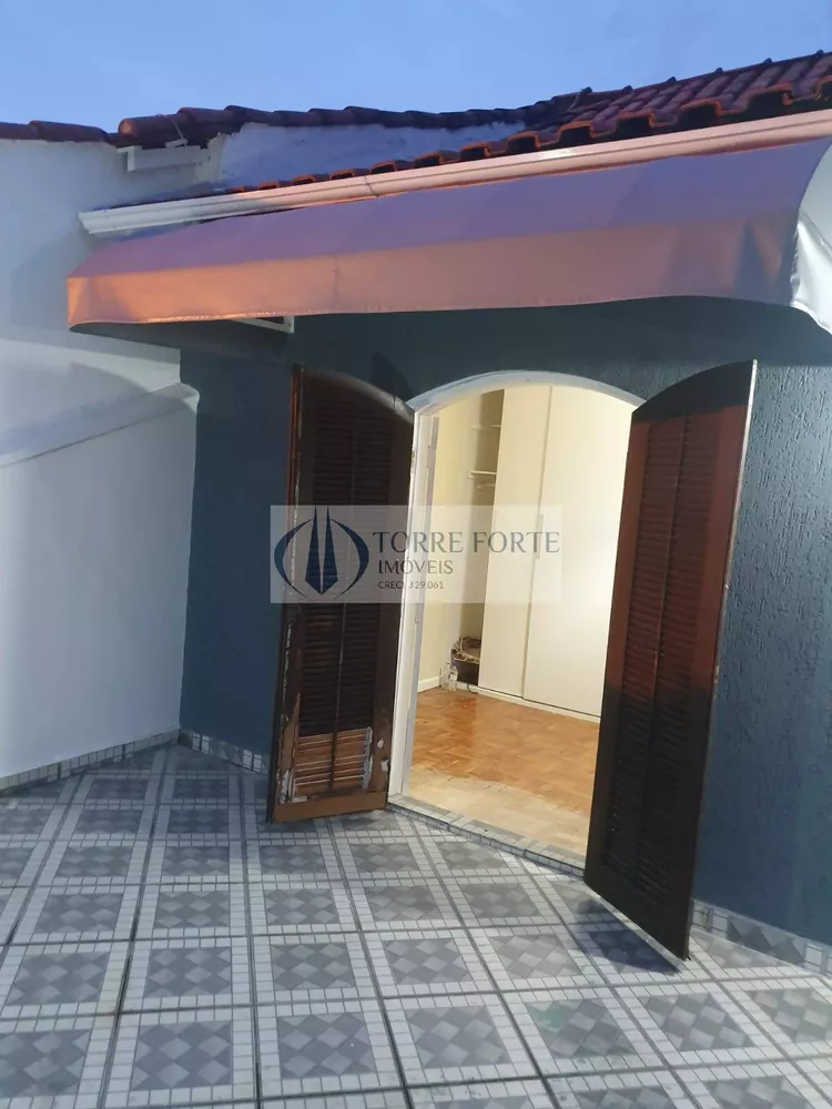 Casa à venda com 3 quartos, 200m² - Foto 3