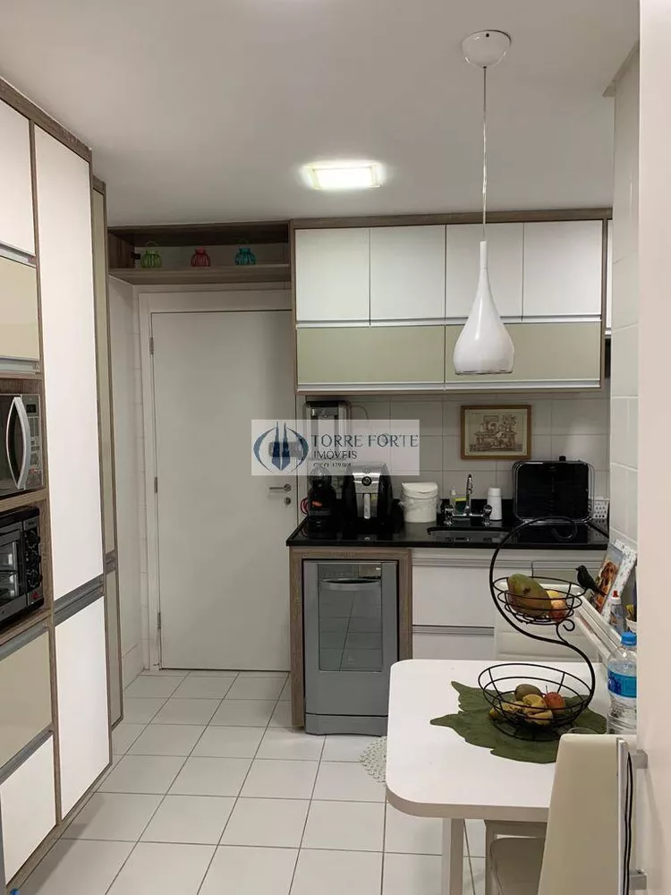 Apartamento à venda com 3 quartos, 106m² - Foto 4