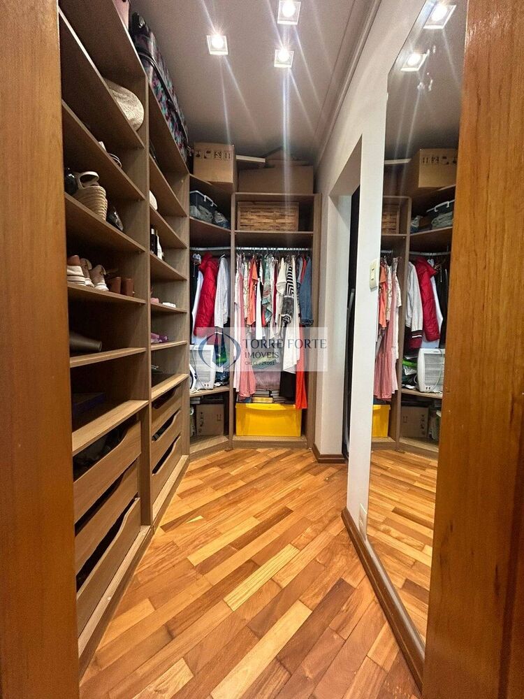 Sobrado à venda com 3 quartos, 200m² - Foto 3