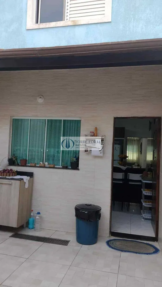 Casa, 3 quartos, 140 m² - Foto 2