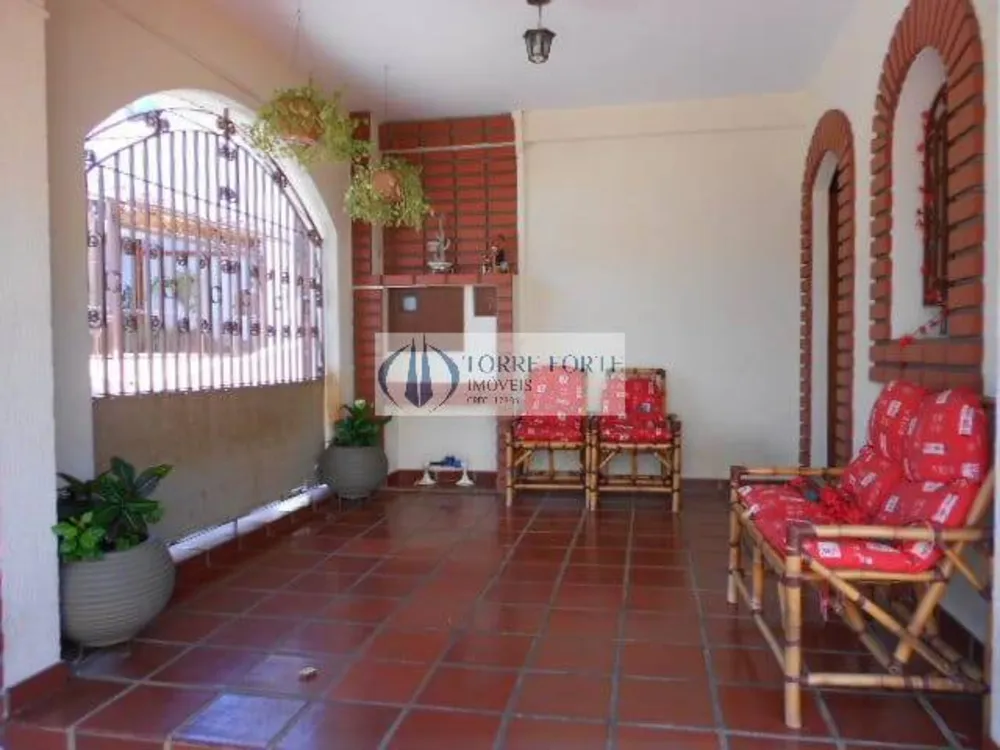Casa, 4 quartos, 200 m² - Foto 4