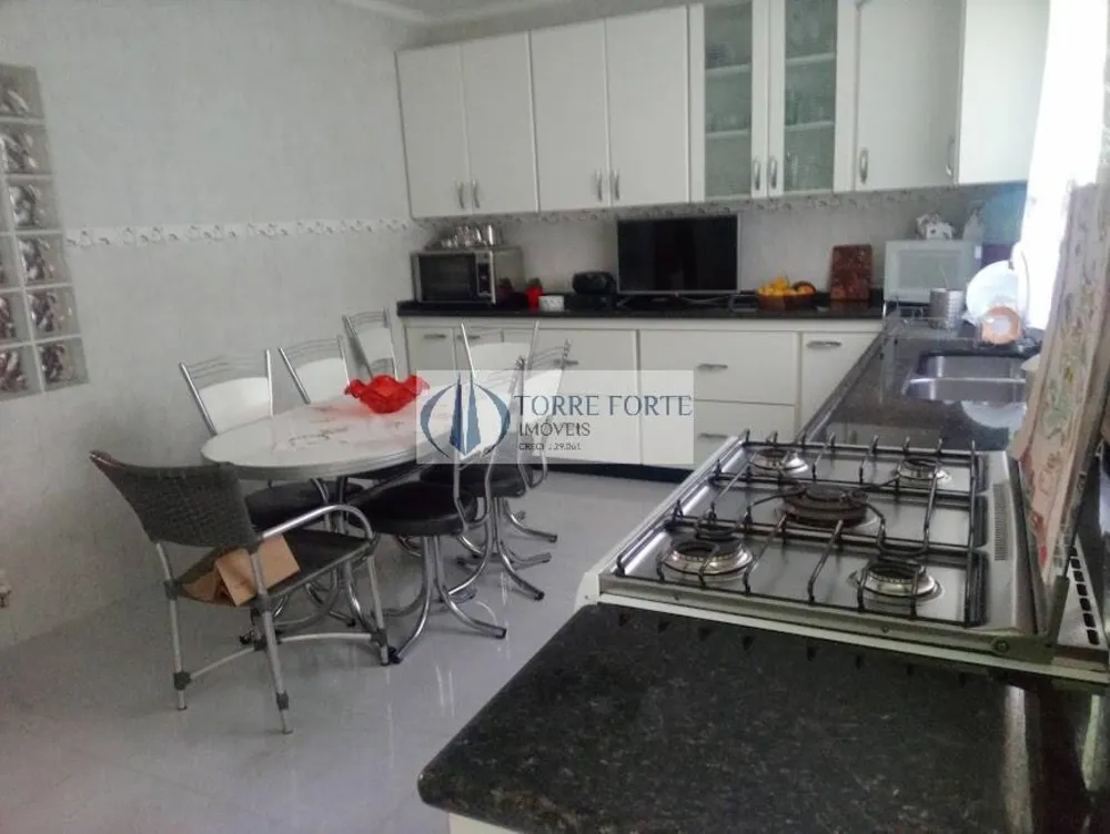 Casa, 3 quartos, 220 m² - Foto 7