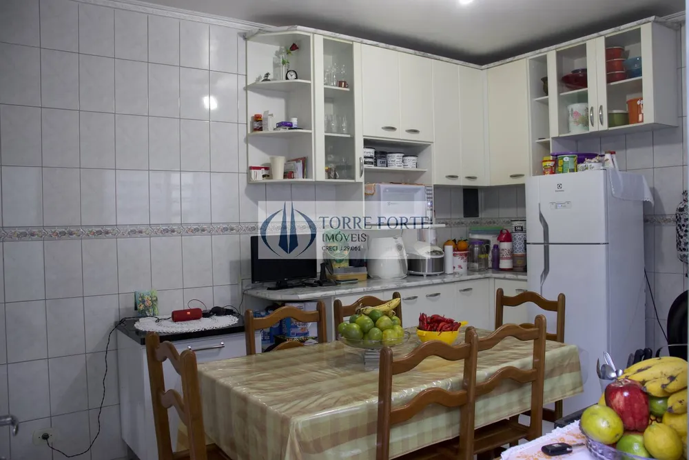Casa, 5 quartos, 235 m² - Foto 3