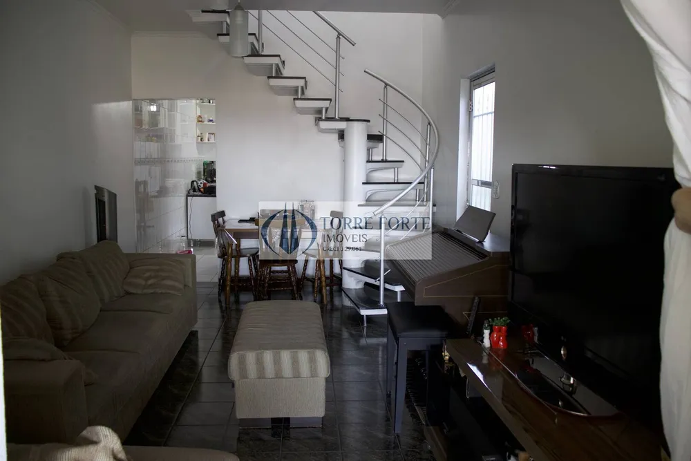 Casa, 5 quartos, 235 m² - Foto 2