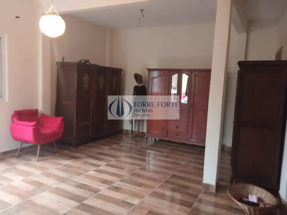 Casa, 3 quartos, 240 m² - Foto 4