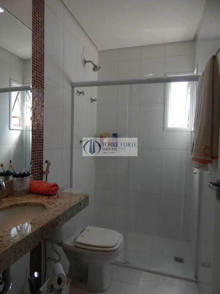 Sobrado, 3 quartos, 245 m² - Foto 2