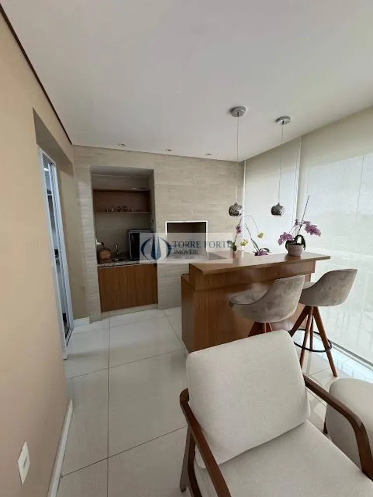 Apartamento, 3 quartos, 140 m² - Foto 1