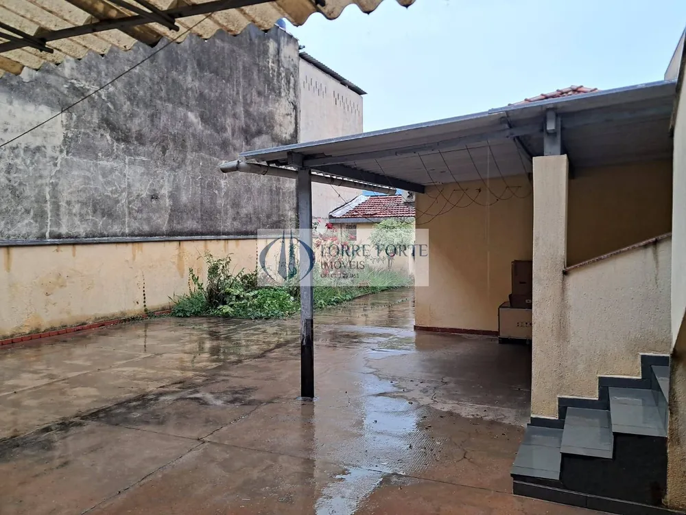 Casa, 5 quartos, 363 m² - Foto 3