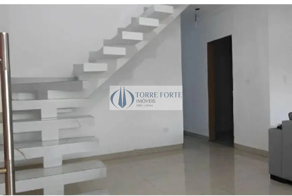 Sobrado, 3 quartos, 213 m² - Foto 2