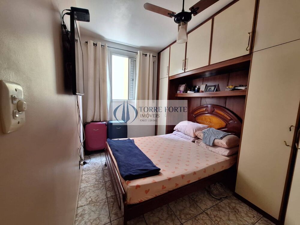 Apartamento à venda com 2 quartos, 60m² - Foto 2