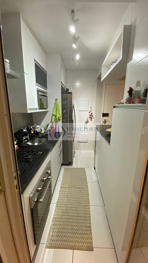 Apartamento à venda com 2 quartos, 62m² - Foto 2