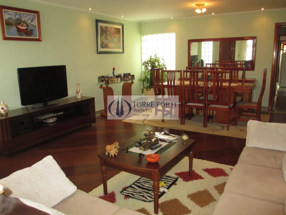 Casa, 3 quartos, 221 m² - Foto 2