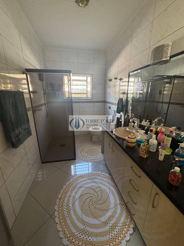 Casa, 4 quartos, 189 m² - Foto 2