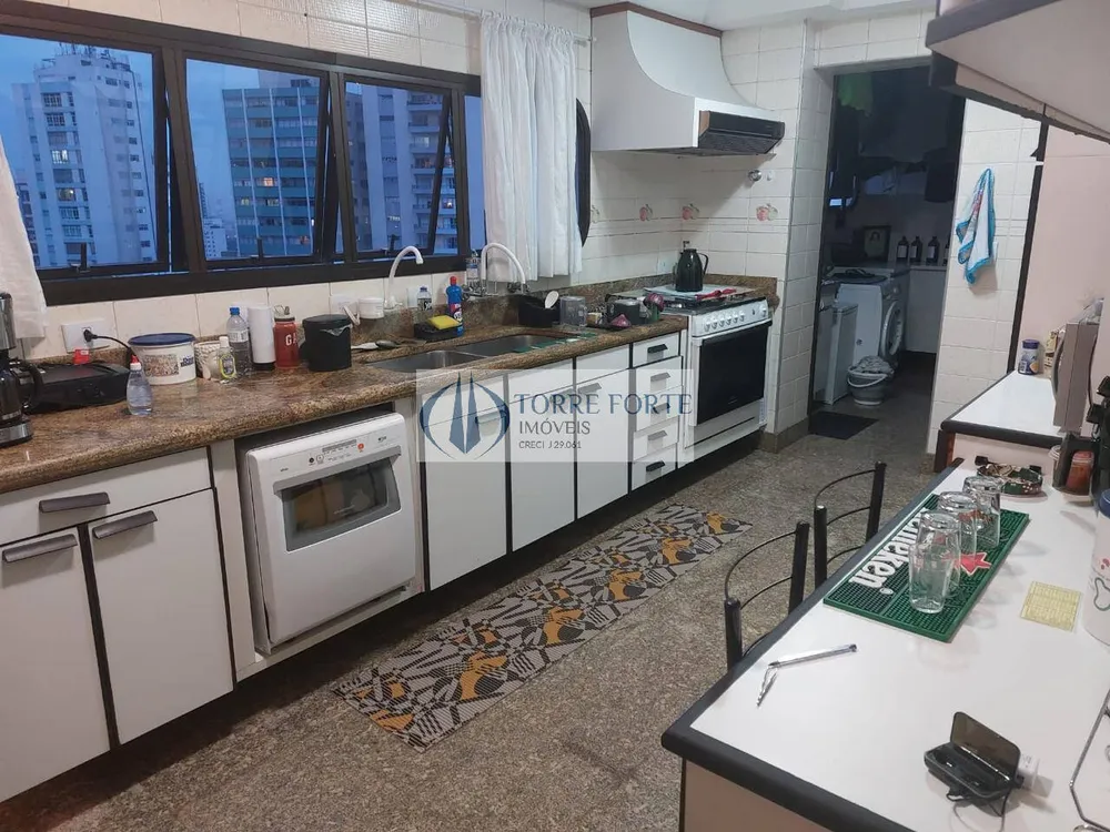 Apartamento, 3 quartos, 190 m² - Foto 2