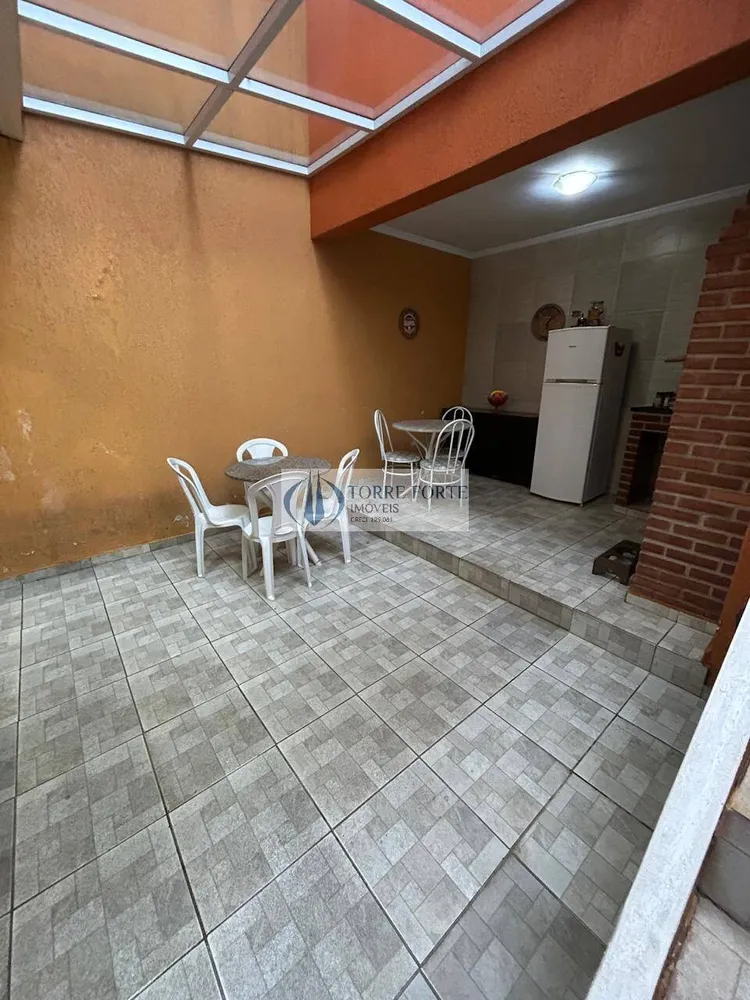 Sobrado, 3 quartos, 241 m² - Foto 2