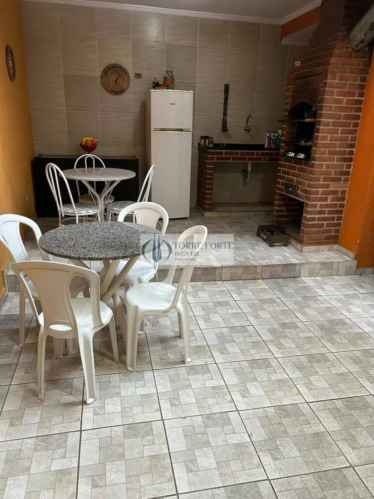 Sobrado, 3 quartos, 241 m² - Foto 4