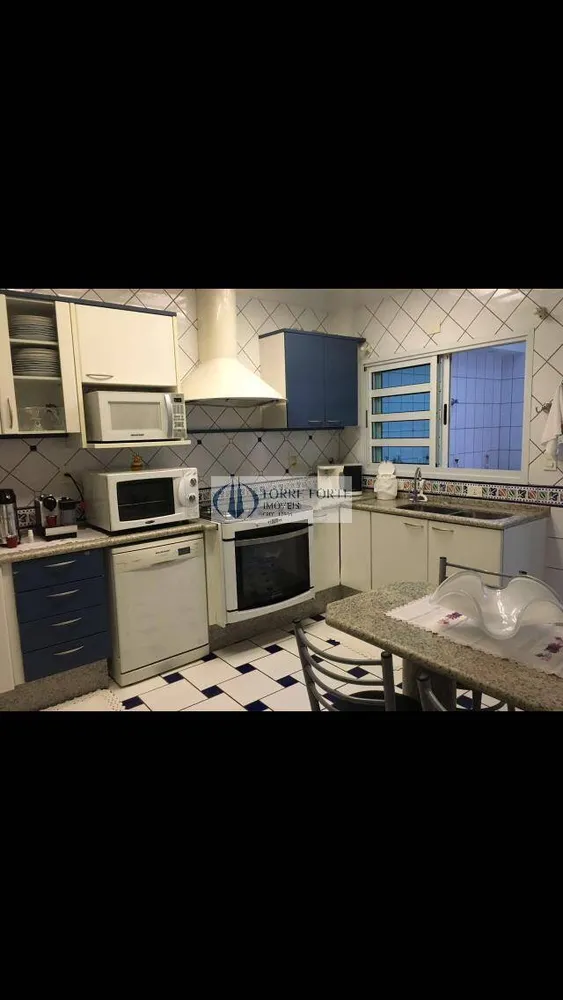 Casa, 3 quartos, 256 m² - Foto 1