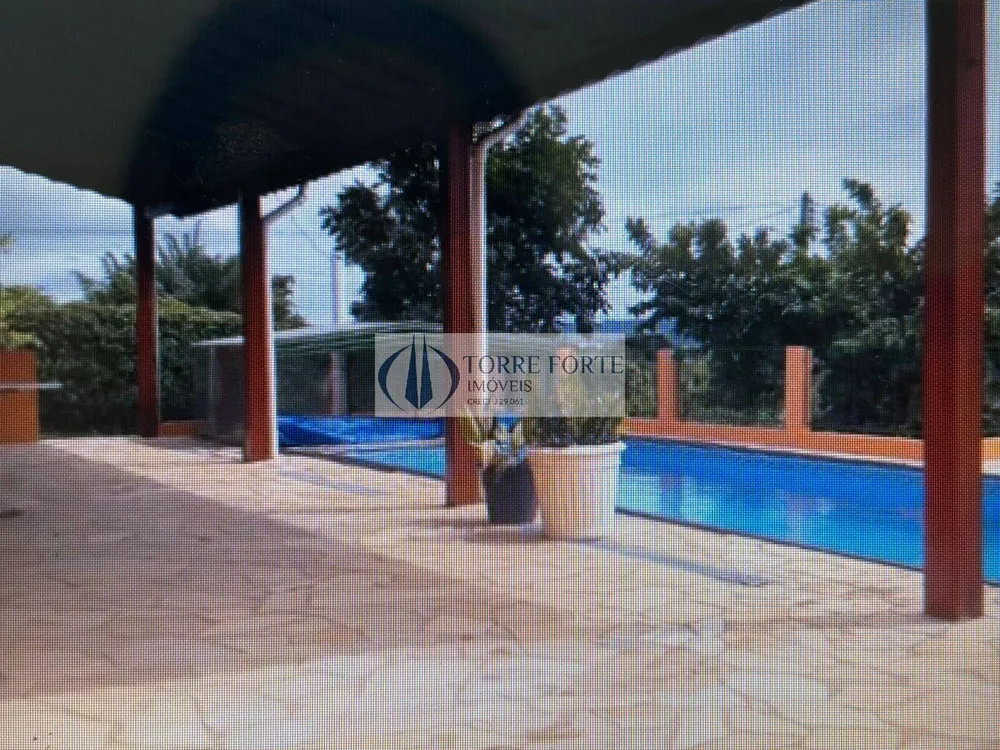 Casa, 6 quartos, 1380 m² - Foto 1