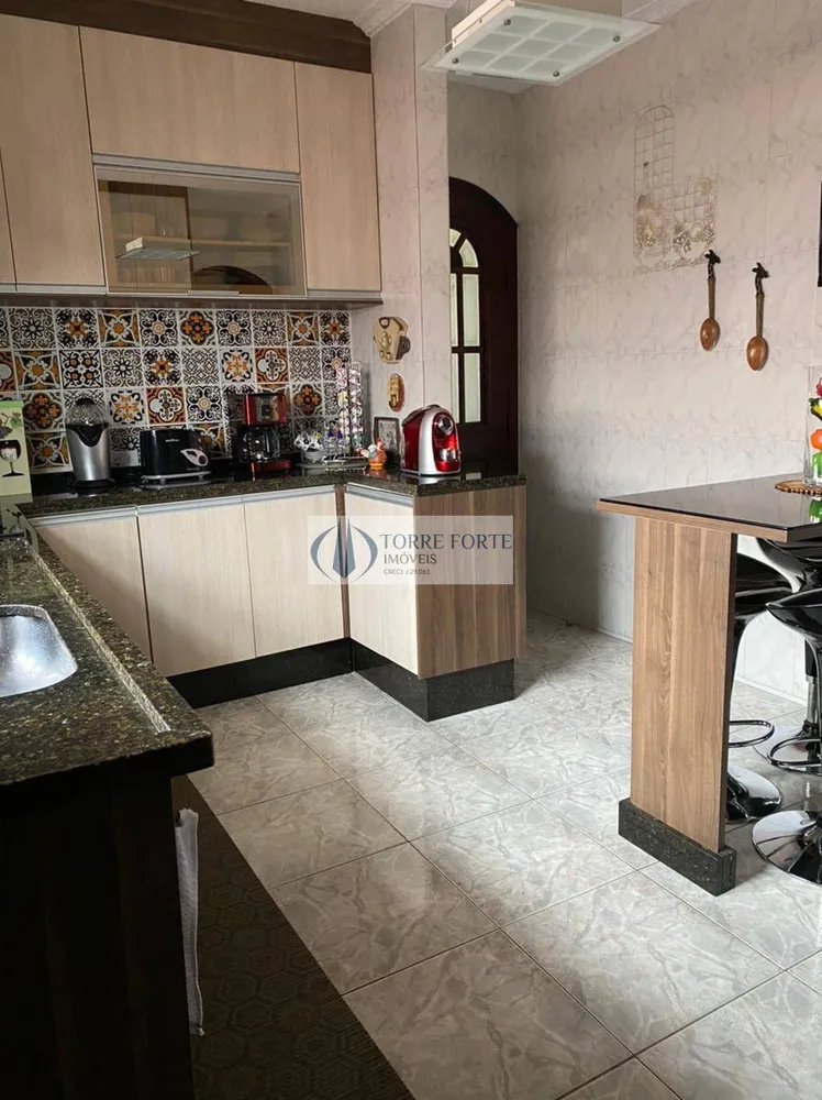 Casa, 3 quartos, 236 m² - Foto 6