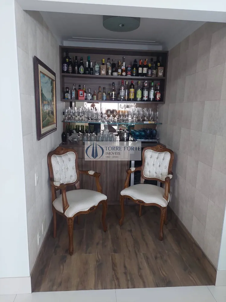 Apartamento, 3 quartos, 180 m² - Foto 2
