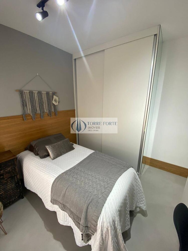 Apartamento, 3 quartos, 127 m² - Foto 2